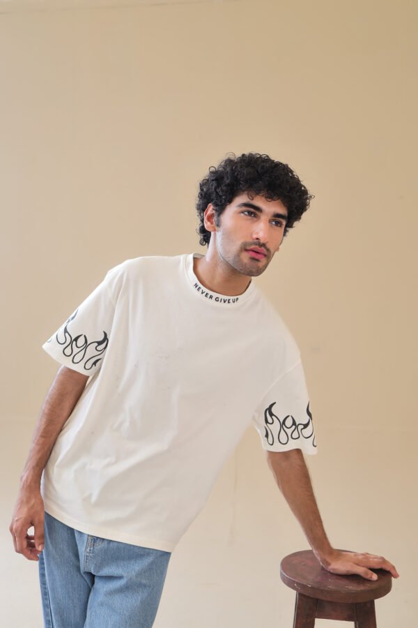 Unisex Drop Shoulder Never Give-up T-Shirt 100% Cotton, White