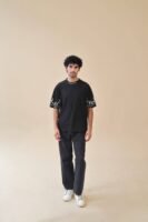 Unisex Drop Shoulder Never Give-up T-Shirt 100% Cotton, Black