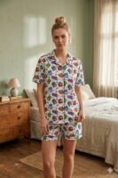 White Winter Cotton Toy Train Printed Shorts/Shirt Set for Women